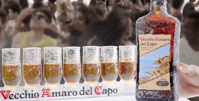 LIQUORI: VECCHIO AMARO DEL CAPO 70 CL + 2 BICCHIERINI - CAFFO